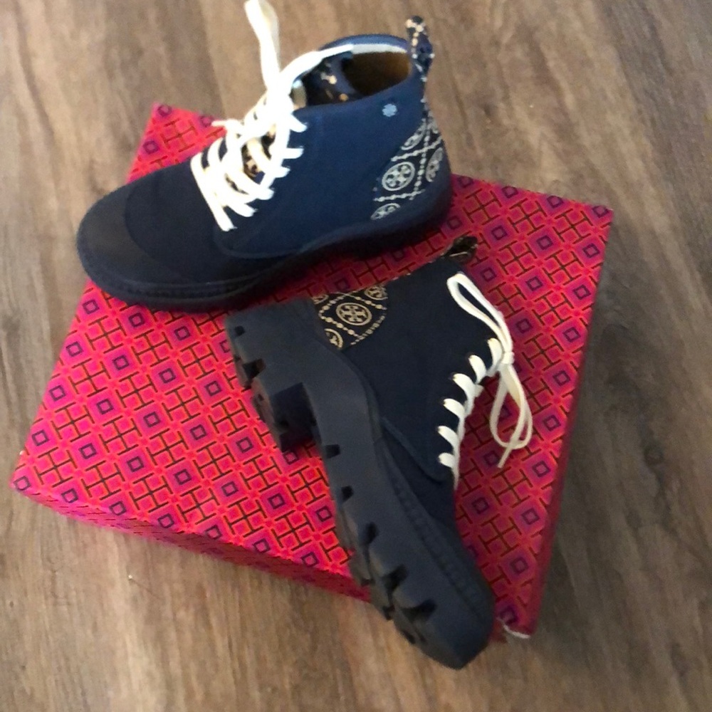 Tory Burch Boots